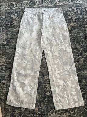 Hollister Women's Wide Leg Pants in Light Gray Camouflage Print